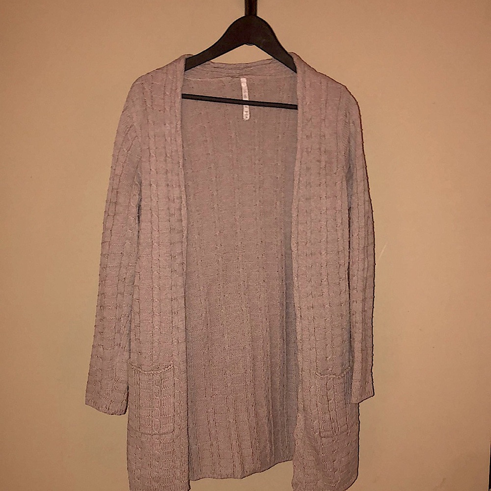 Leo & Nicole tan cardigan, size medium!!